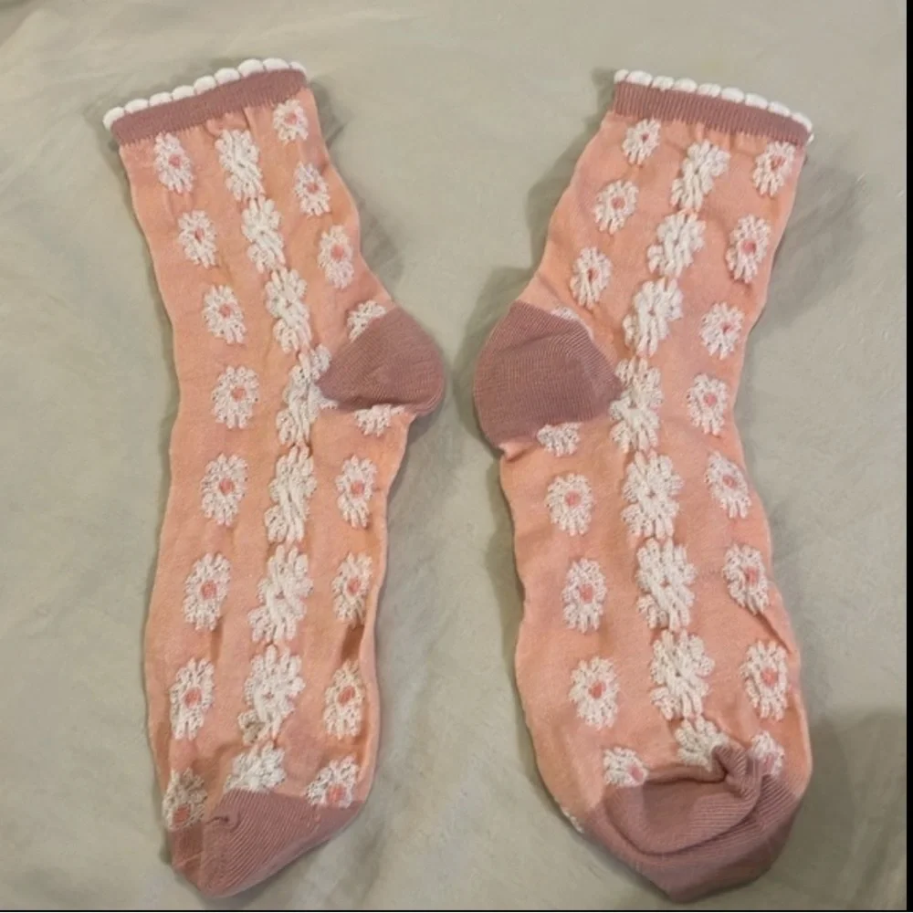 Vintage Floral Pink Socks